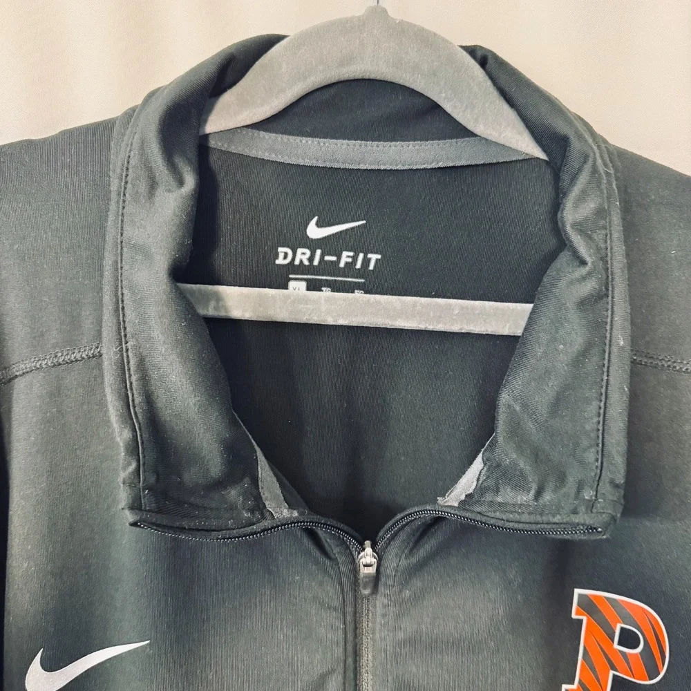 Nike Princeton Tigers Dri-FIT Sz XL Black 1/4 Zip Pullover Thumbholes Collegiate